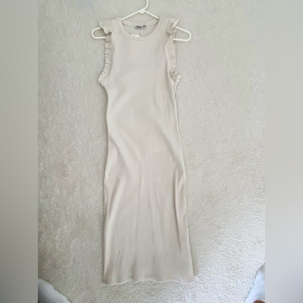 NWT Zara Midi bodycon dress Size L